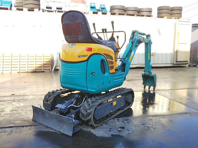 クボタミニユンボ（ミニバックホー）[写真02]