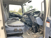 日野レンジャーセルフクレーン3段中型（4t）[写真32]