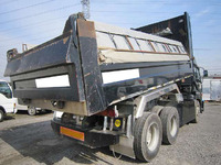 UDトラックスビッグサムダンプ大型（10t）[写真02]