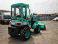 コベルコタイヤショベル（ホイルローダー）[写真02]