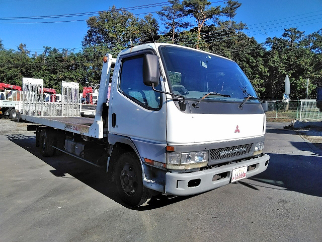 三菱ふそうキャンターセーフティローダー小型（2t・3t）[写真03]