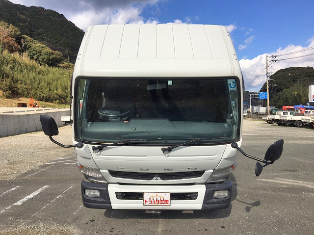 三菱ふそうキャンターユニック6段小型（2t・3t）[写真10]