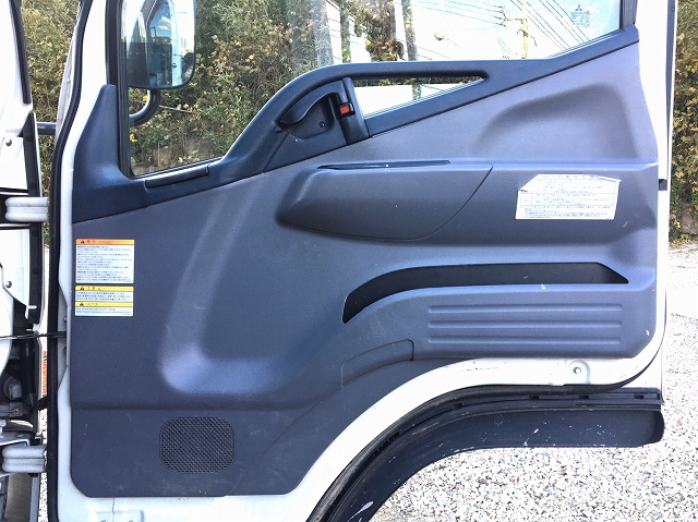 三菱ふそうキャンターユニック6段小型（2t・3t）[写真27]