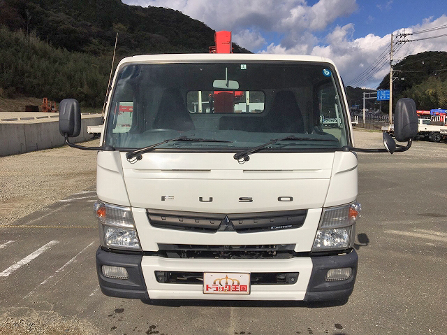 三菱ふそうキャンターユニック6段小型（2t・3t）[写真09]