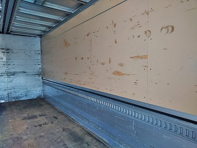 日野レンジャーアルミウイング中型（4t）[写真13]