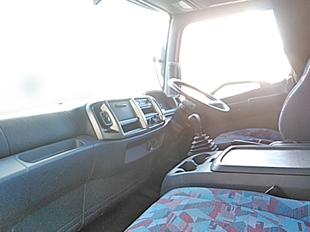 日野レンジャーアルミウイング中型（4t）[写真36]