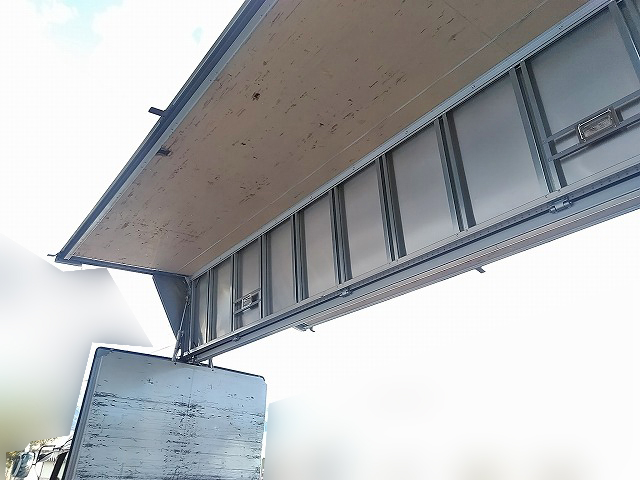 日野レンジャーアルミウイング中型（4t）[写真08]