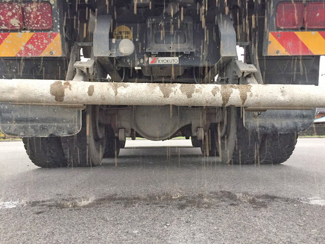 三菱ふそうスーパーグレートダンプ大型（10t）[写真11]