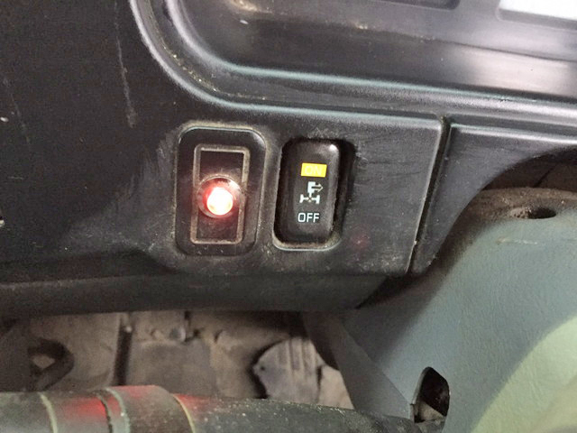 三菱ふそうスーパーグレートダンプ大型（10t）[写真24]