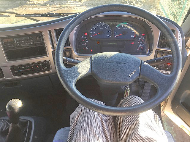 UDトラックスコンドルアルミバン中型（4t）[写真20]