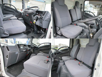 いすゞエルフ冷凍車（冷蔵車）小型（2t・3t）[写真24]