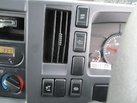 いすゞエルフ冷凍車（冷蔵車）小型（2t・3t）[写真26]