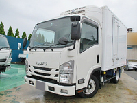 いすゞエルフ冷凍車（冷蔵車）小型（2t・3t）[写真03]