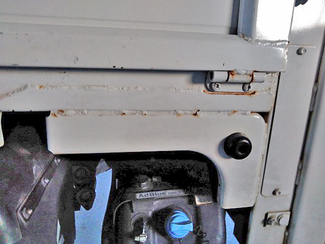 三菱ふそうキャンターダブルキャブ（Wキャブ）小型（2t・3t）[写真12]