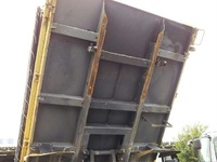 三菱ふそうキャンターダンプ小型（2t・3t）[写真14]