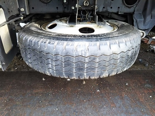 三菱ふそうキャンターダンプ小型（2t・3t）[写真19]