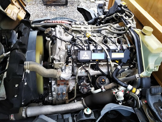 三菱ふそうキャンターダンプ小型（2t・3t）[写真28]