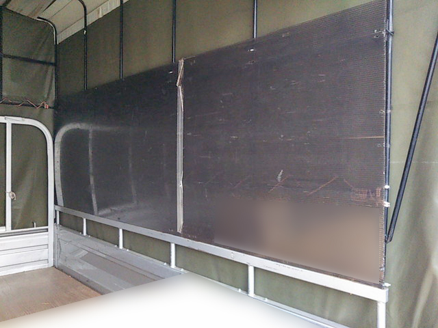 トヨタダイナ幌車小型（2t・3t）[写真08]