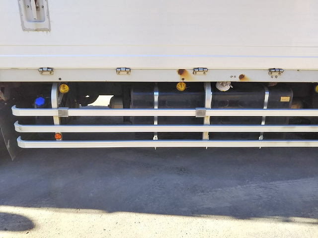 日野プロフィアアルミウイング大型（10t）[写真13]