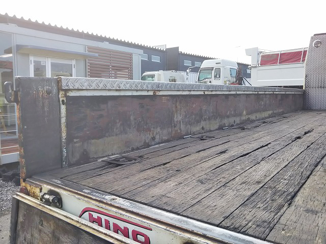 日野レンジャーユニック3段増トン（6t・8t）[写真14]