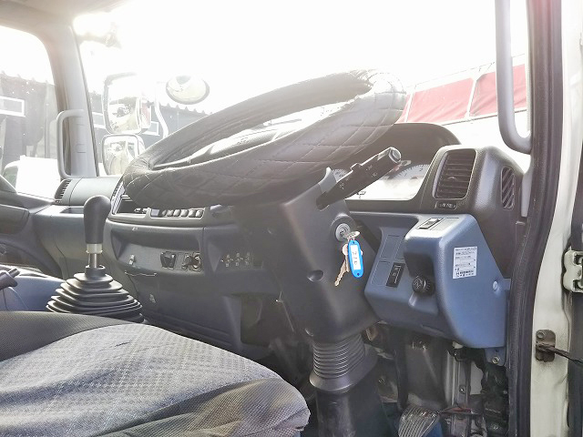 日野レンジャーユニック3段増トン（6t・8t）[写真31]