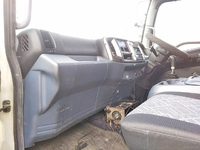 日野レンジャーユニック3段増トン（6t・8t）[写真33]