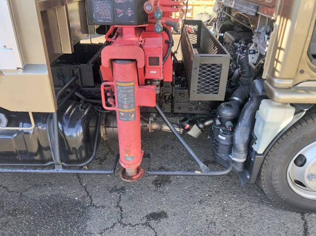 いすゞエルフダンプ・クレーン付小型（2t・3t）[写真13]