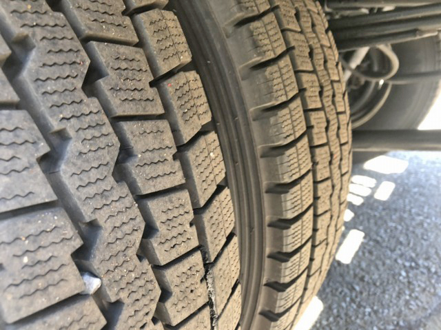 いすゞエルフダンプ・クレーン付小型（2t・3t）[写真19]