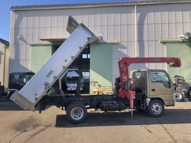 いすゞエルフダンプ・クレーン付小型（2t・3t）[写真05]