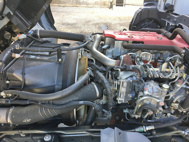 日野レンジャーアルミウイング中型（4t）[写真22]