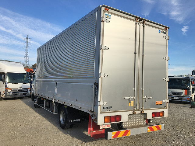 日野レンジャーアルミウイング中型（4t）[写真04]