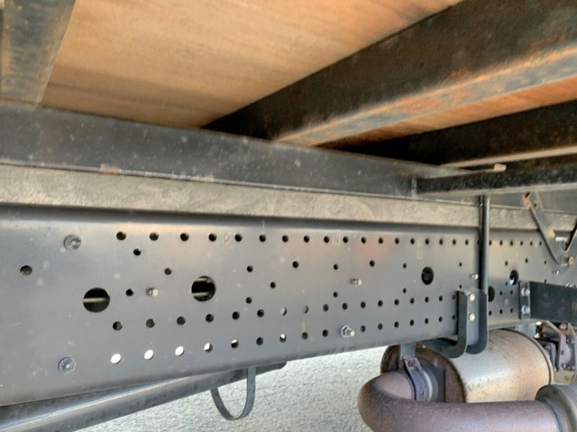 いすゞフォワードクレーン5段中型（4t）[写真22]