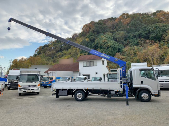 いすゞフォワードクレーン5段中型（4t）[写真08]