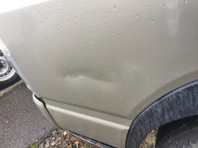 三菱ふそうキャンターガッツ平ボディ小型（2t・3t）[写真12]