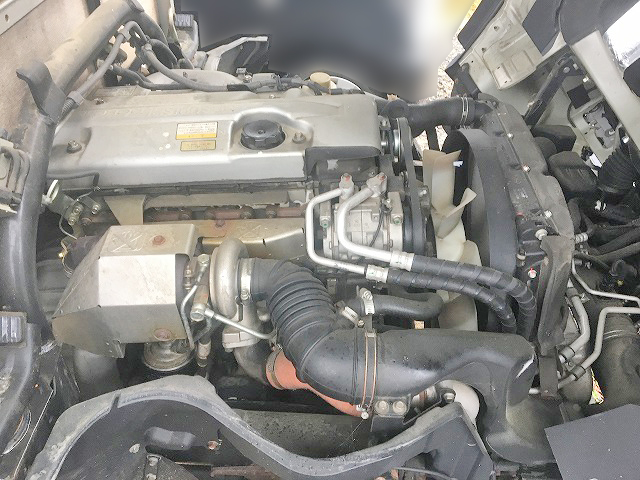 三菱ふそうキャンターガッツ平ボディ小型（2t・3t）[写真17]