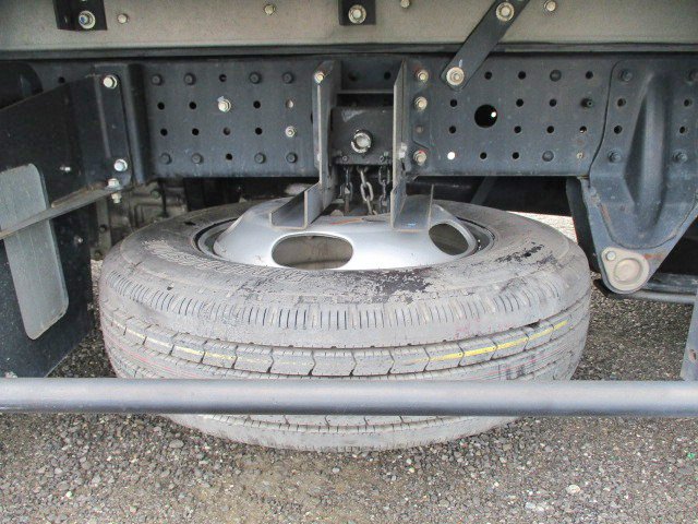 三菱ふそうキャンター冷凍車（冷蔵車）小型（2t・3t）[写真17]