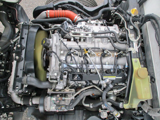 三菱ふそうキャンター冷凍車（冷蔵車）小型（2t・3t）[写真22]