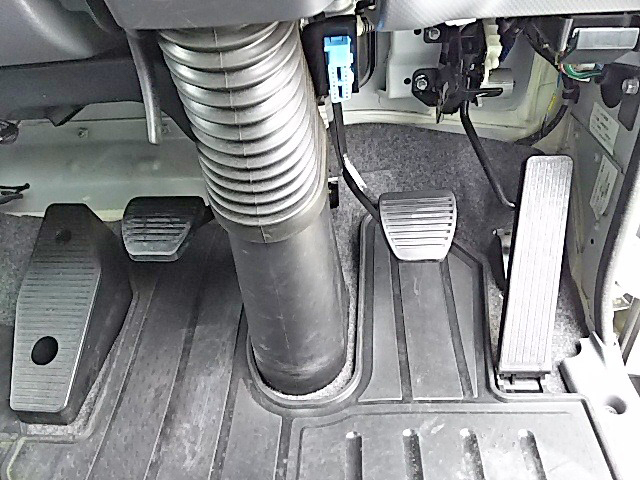 いすゞフォワードアルミウイング中型（4t）[写真39]