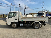 トヨタダイナローダーダンプ小型（2t・3t）[写真05]