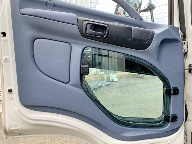 日野レンジャーアルミブロック増トン（6t・8t）[写真27]