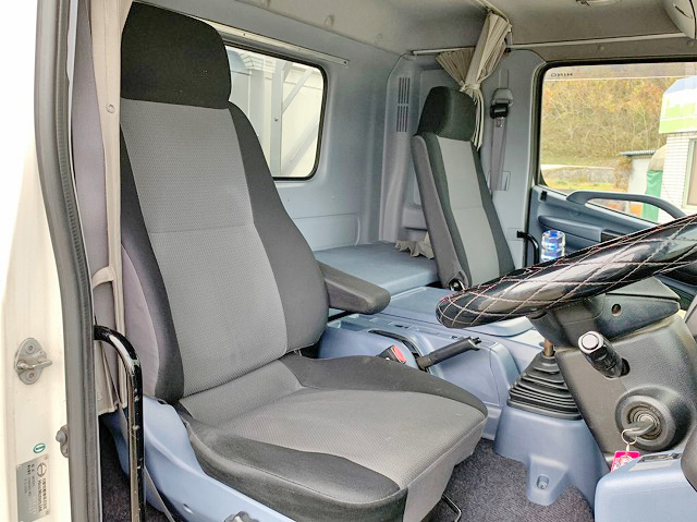 日野レンジャーアルミブロック増トン（6t・8t）[写真30]