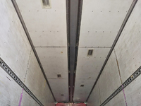 いすゞギガアルミウイング大型（10t）[写真13]