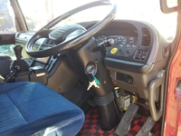 いすゞギガアルミウイング大型（10t）[写真34]