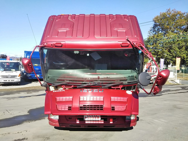 いすゞギガアルミウイング大型（10t）[写真08]