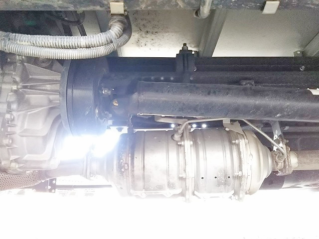 いすゞエルフアルミウイング小型（2t・3t）[写真12]