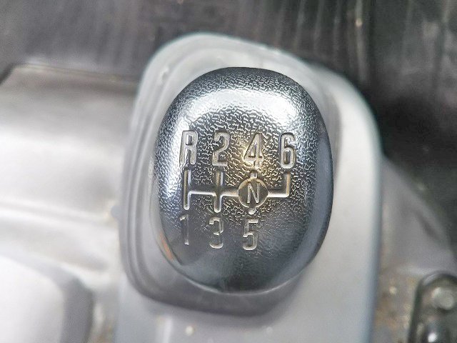 いすゞエルフアルミウイング小型（2t・3t）[写真21]