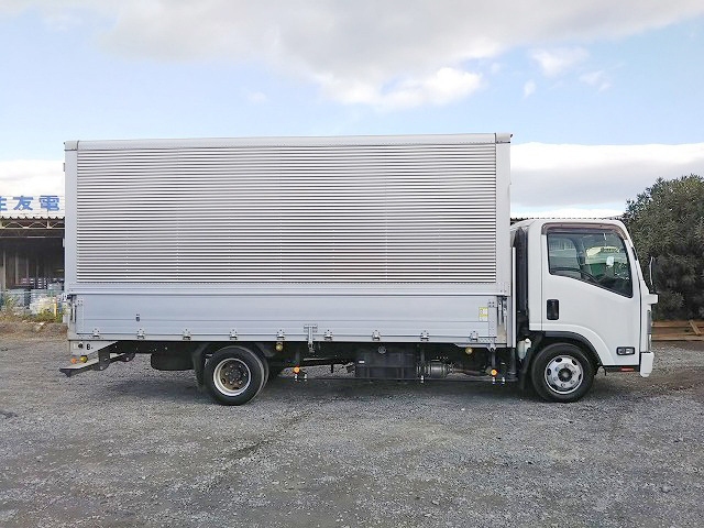 いすゞエルフアルミウイング小型（2t・3t）[写真06]