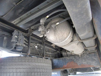 UDトラックスクオンアルミウイング大型（10t）[写真21]