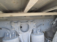 UDトラックスクオンアルミウイング大型（10t）[写真23]