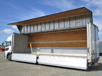 UDトラックスクオンアルミウイング大型（10t）[写真08]